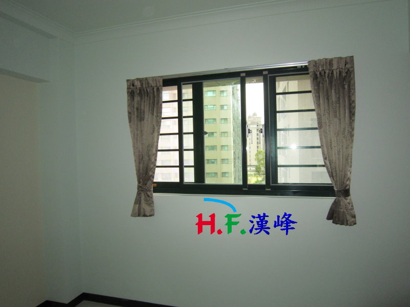 三拉窗 三拉窗