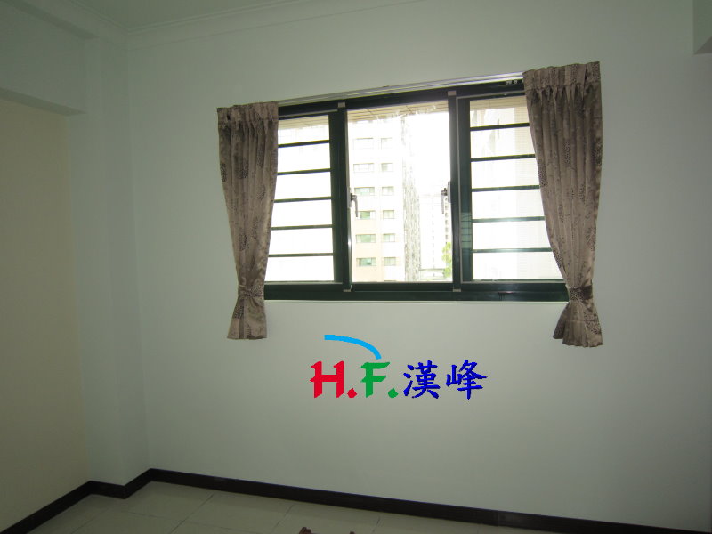 三拉窗 三拉窗
