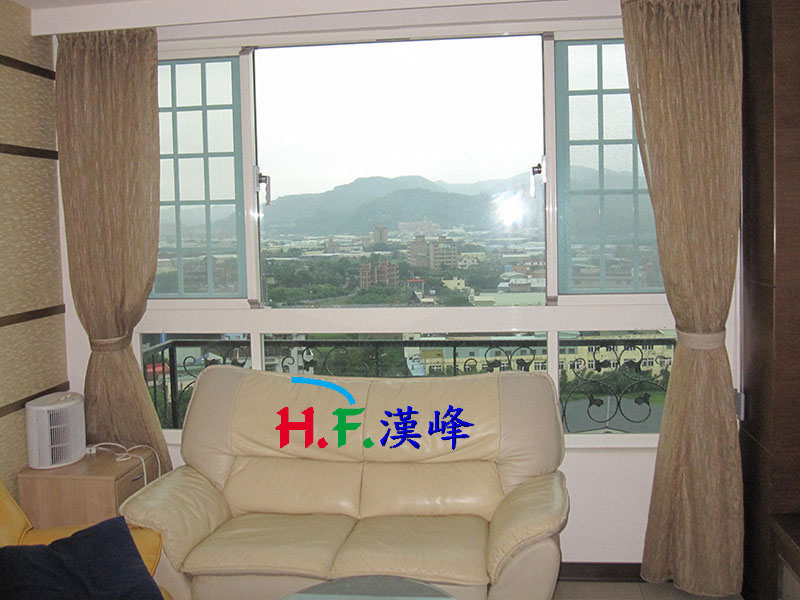 三拉窗 三拉窗