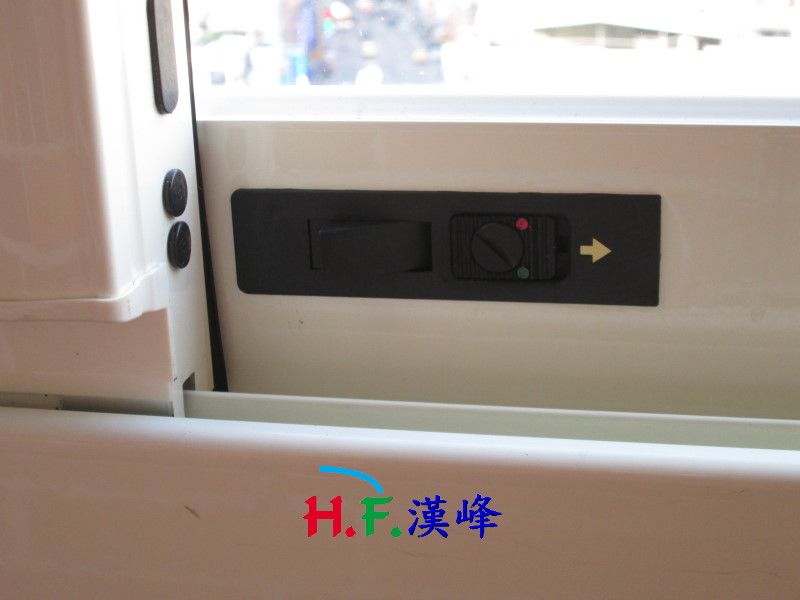 各式窗戶安全鎖 各式窗戶安全鎖